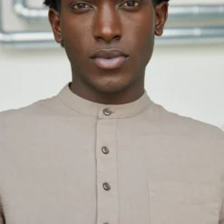 Pier One Overhemd - Taupe 4 Pier One Overhemd - Taupe -Pier One-Winkel 02bf2dafeb9f48aca132a39f3c9562ef scaled