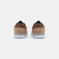 Pier One Unisex - Sneakers Laag - Brown -Pier One-Winkel 0667ac52398a4cb28ca9239f7e349af9 scaled