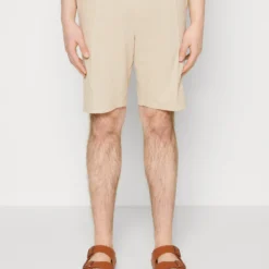 Pier One Shorts - Tan