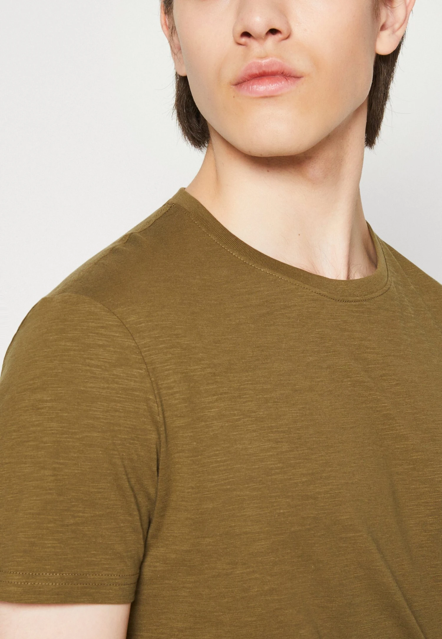 5 Pack - T-Shirt Basic - Black/Light Blue/Khaki/Mint/Beige Pier One 5 Pack - T-Shirt Basic - Black/Light Blue/Khaki/Mint/Beige -Pier One-Winkel 1315f4c5b0a249f28b5e2194be681f86 scaled