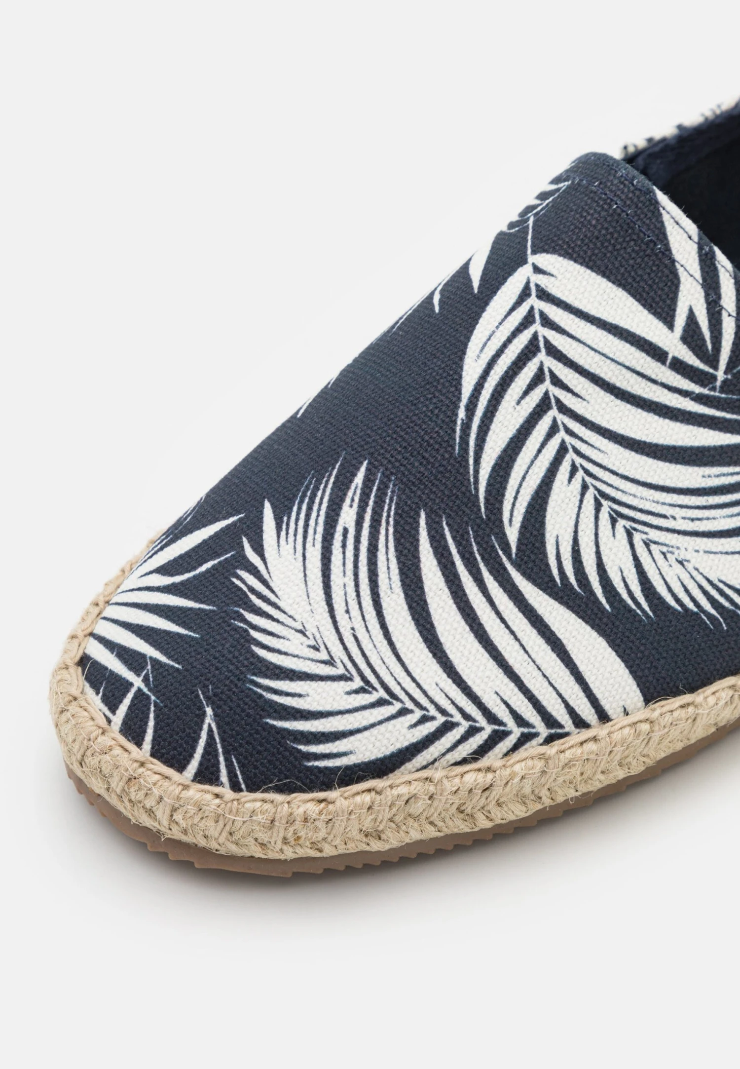Unisex - Espadrilles - Dark Blue Pier One Unisex - Espadrilles - Dark Blue -Pier One-Winkel 2434d4031c89494b93e7b492169b9010 scaled