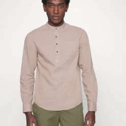 Pier One Overhemd - Taupe 5 Pier One Overhemd - Taupe -Pier One-Winkel 2bb53cf07d094f80adc19134fb07d8ff scaled