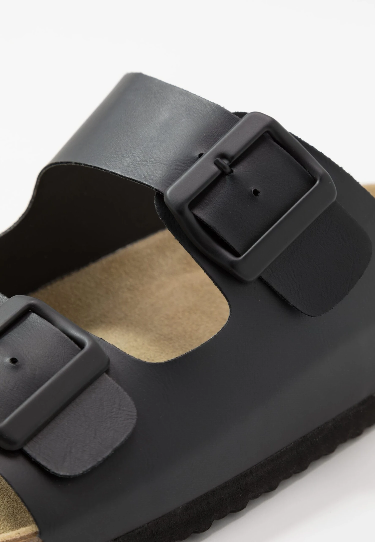 Unisex - Pantoffels - Black Pier One Unisex - Pantoffels - Black -Pier One-Winkel 2c1088e9c35241008f77393ded163426 scaled