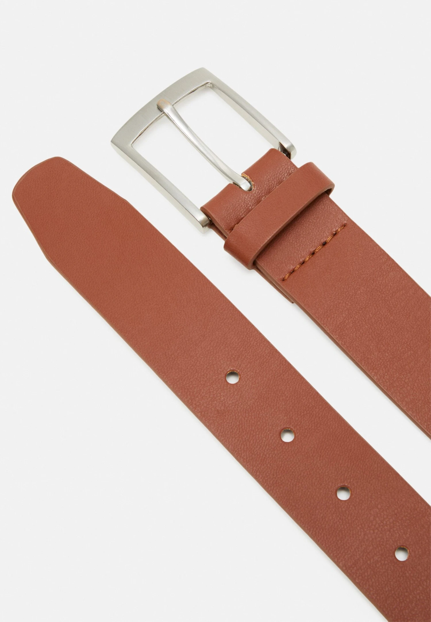 Riem - Brown Pier One Riem - Brown -Pier One-Winkel 2cfbfbcbc9cd47739907b4337cd24cc0 scaled