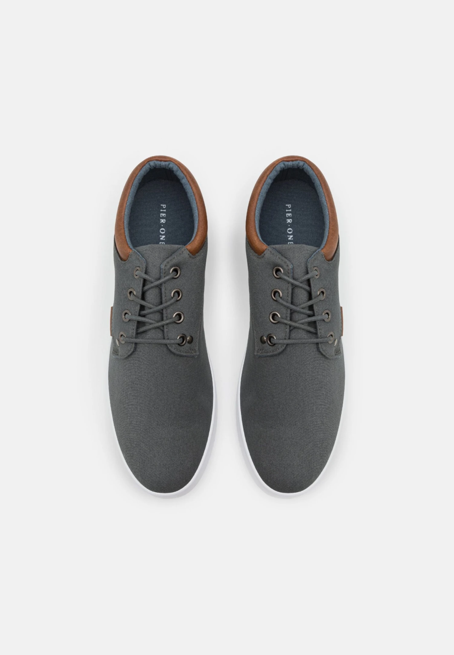 Unisex - Sneakers Laag - Grey Pier One Unisex - Sneakers Laag - Grey -Pier One-Winkel 300f1aa95a2a4579b4a07e57470c9afc scaled