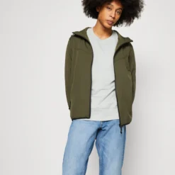 Pier One Regenjas - Olive -Pier One-Winkel 38e44163a9c44cc4a029a3be106b3dff scaled