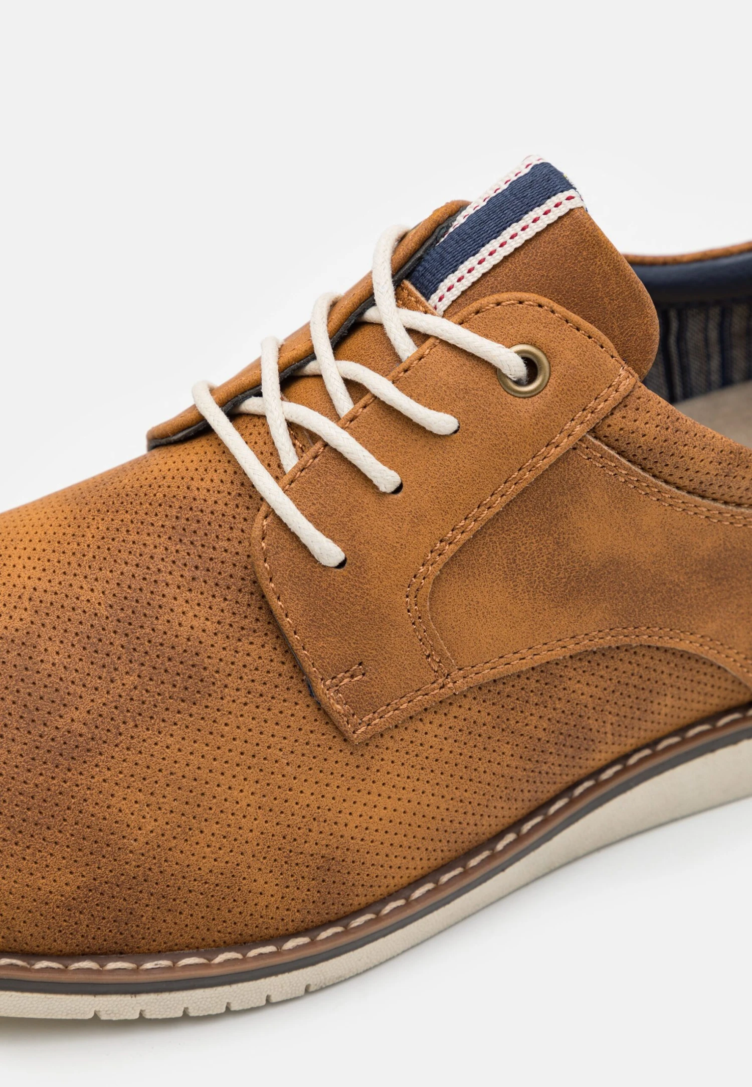 Sportieve Veterschoenen - Cognac Pier One Sportieve Veterschoenen - Cognac -Pier One-Winkel 3b81572f6a0d47d7a3a7c626ca254e0b scaled