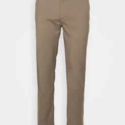 Pier One Chino - Brown 5 Pier One Chino - Brown -Pier One-Winkel 43429b3dbadb4fbb8644ed184f10708f scaled