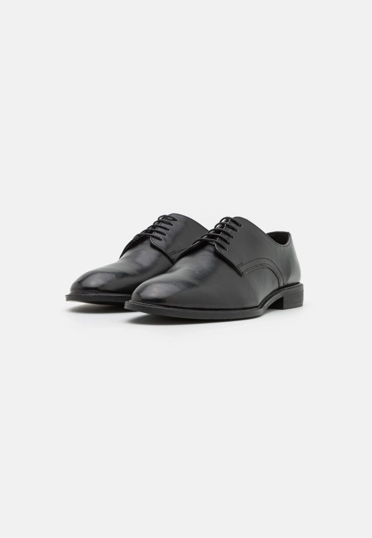 Leather - Veterschoenen - Black Pier One Leather - Veterschoenen - Black -Pier One-Winkel 45cd1baca29c45049cc6b69f26ebfa65 scaled