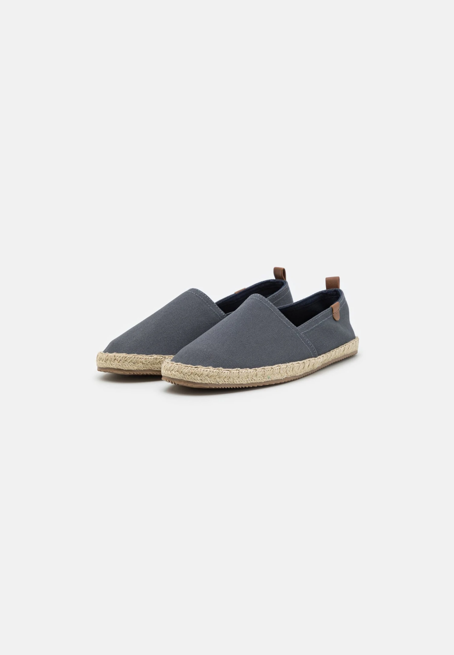 Unisex - Espadrilles - Dark Grey Pier One Unisex - Espadrilles - Dark Grey -Pier One-Winkel 46bfff400620443292dd2a54f60bc593 scaled