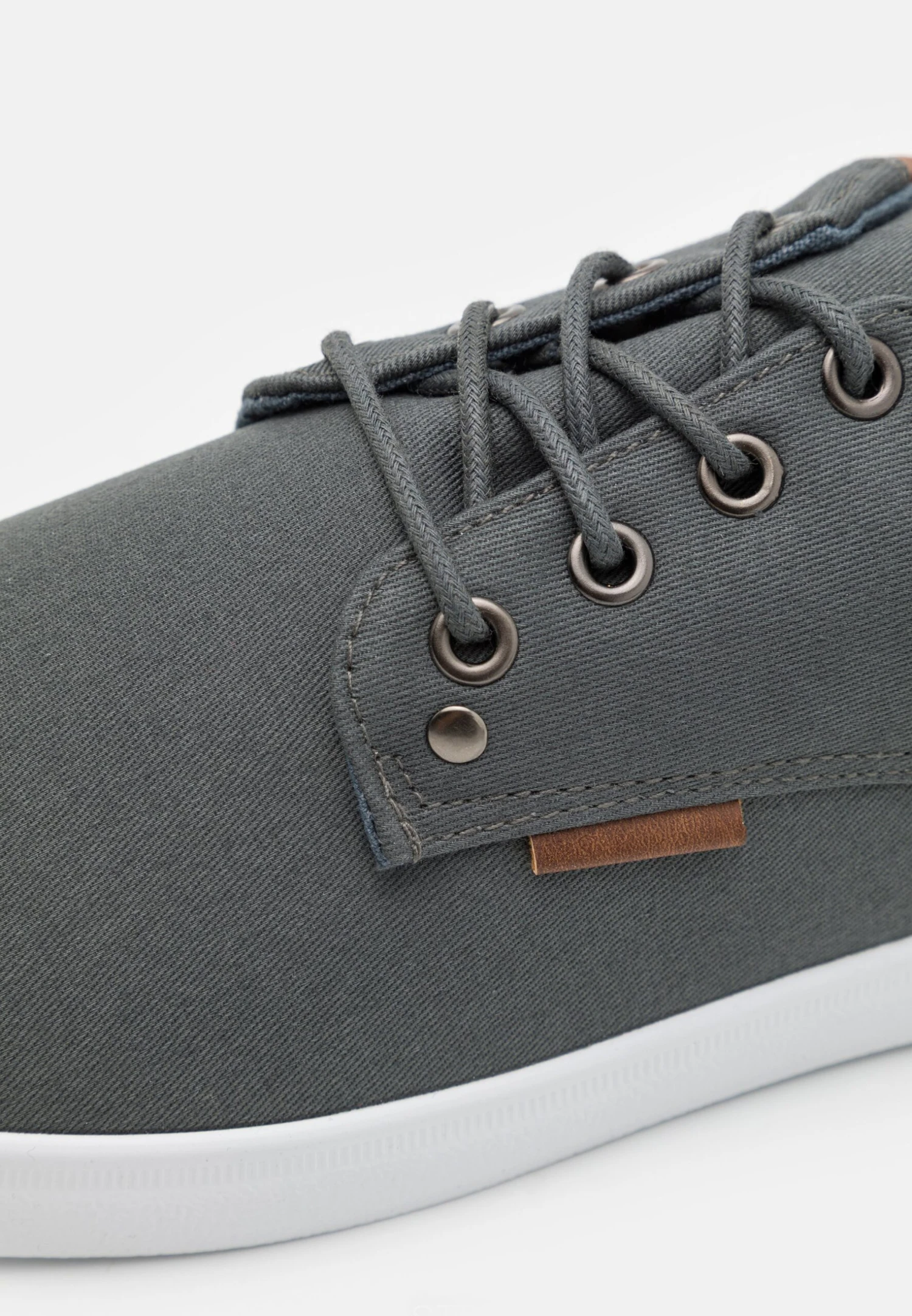 Unisex - Sneakers Laag - Grey Pier One Unisex - Sneakers Laag - Grey -Pier One-Winkel 48278368258a4d6fb952e253fa22ff47 scaled