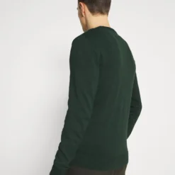 Pier One Basic Crewneck - Trui - Mottled Dark Green 4 Pier One Basic Crewneck - Trui - Mottled Dark Green -Pier One-Winkel 4b119902c56642fca726e1ed8ac86dfe scaled