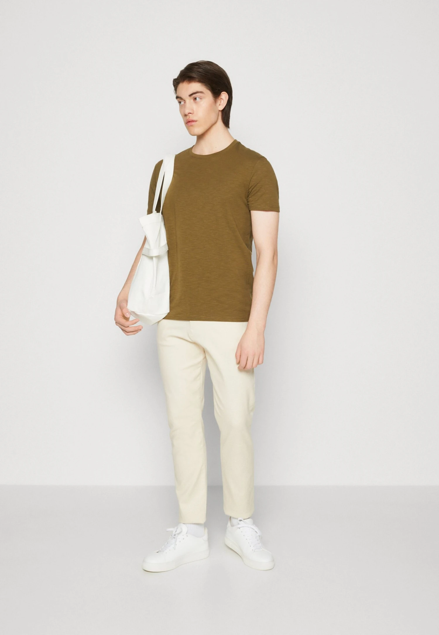 5 Pack - T-Shirt Basic - Black/Light Blue/Khaki/Mint/Beige Pier One 5 Pack - T-Shirt Basic - Black/Light Blue/Khaki/Mint/Beige -Pier One-Winkel 4bd4083d273c47f894c2bd62eb41dbcf scaled