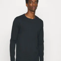 Pier One 5 Pack - Longsleeve - Dark Blue/Turquoise/White 6 Pier One 5 Pack - Longsleeve - Dark Blue/Turquoise/White -Pier One-Winkel 5821ed0eb81348af905224cfd450d935 scaled