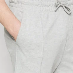 Pier One Shorts - Mottled Light Grey 7 Pier One Shorts - Mottled Light Grey -Pier One-Winkel 594a43657a3c4882b08e071e83a1d07d scaled