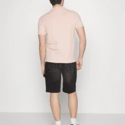 Pier One Regular Fit Carpenter - Jeansshort -Black 4 Pier One Regular Fit Carpenter - Jeansshort -Black -Pier One-Winkel 5c229a33e8504da7877c0c2472c5756f scaled