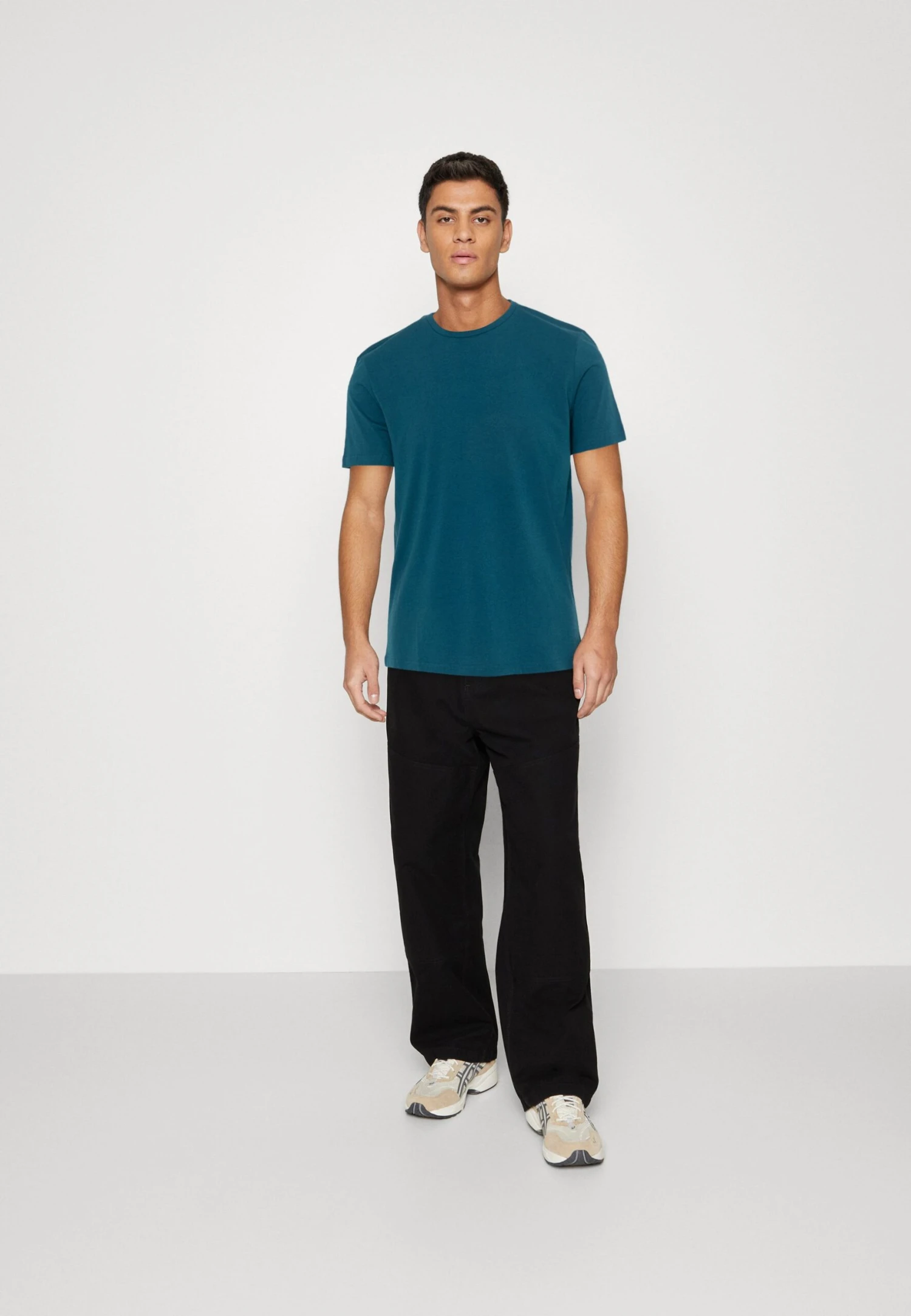 7 Pack - T-Shirt Basic - Red/Silver/Royal Blue Pier One 7 Pack - T-Shirt Basic - Red/Silver/Royal Blue -Pier One-Winkel 5cd92a6208454485a93daeeb1843391a scaled