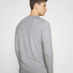 Pier One 2 Pack - Longsleeve - Dark Blue/Mottled Grey -Pier One-Winkel 5d11c795627a43d3ae83293311d17f0a scaled