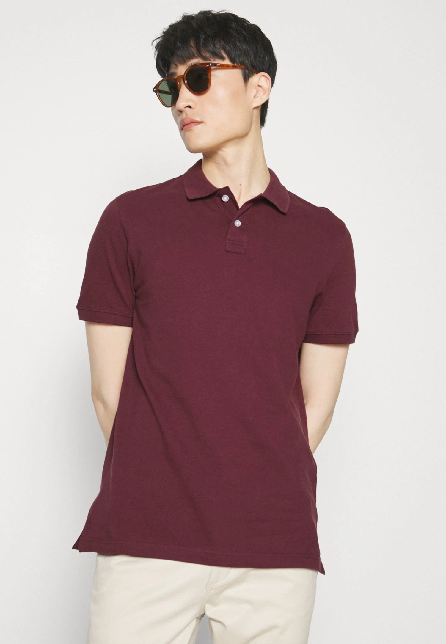 Basic - Poloshirt - Bordeaux Pier One Basic - Poloshirt - Bordeaux -Pier One-Winkel 658fe4395eaf4d7eb0f55a7eb74fccae scaled