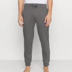 Pier One 2 Pack - Pyjamabroek - Mottled Dark Grey/Mottled Grey -Pier One-Winkel 69dd70645641479d8ae1a7c0d34cb280 scaled