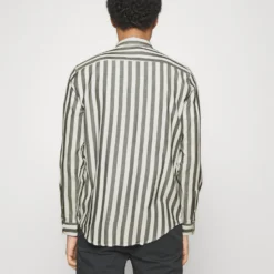 Pier One Overhemd - Dark Blue/White 4 Pier One Overhemd - Dark Blue/White -Pier One-Winkel 6a768fab03e743e1878faa1a627f95c9 scaled