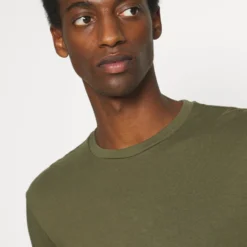 Pier One Longsleeve - Black/Dark Grey/Olive -Pier One-Winkel 74db2bd0cf184eec91d2263c1009cdf1 scaled