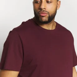 Pier One 2 Pack - T-Shirt Basic - Dark Blue/Bordeaux -Pier One-Winkel 75b9cd712cb74ea5b97c41eb3b6bede8 scaled