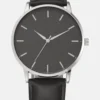 Pier One Horloge - Black/Silvercoloured -Pier One-Winkel 7935ed590a9743b99815e64729d95e1c scaled