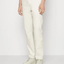 Pier One Chino - White