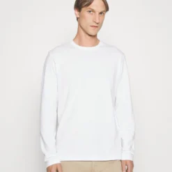 Pier One Longsleeve - White 3 Pier One Longsleeve - White -Pier One-Winkel 7ff01bf01344404f800ec3e58dc6a7cf scaled