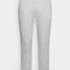 Pier One Smart Piquee Jogger - Trainingsbroek - Light Grey 1 Pier One Smart Piquee Jogger - Trainingsbroek - Light Grey -Pier One-Winkel 80424a62dd2f4d1ab19a5297a41009fa