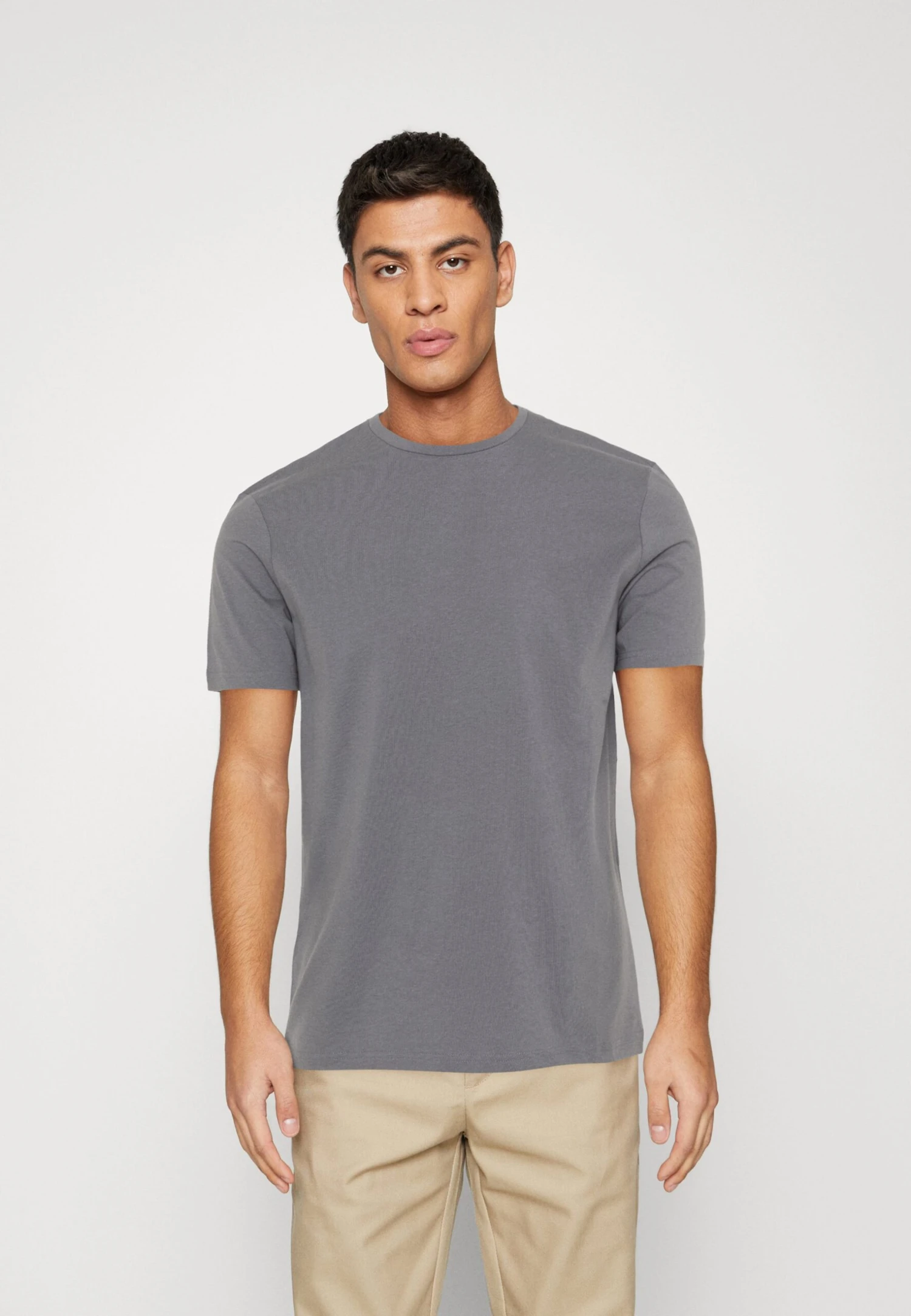 7 Pack - T-Shirt Basic - Red/Silver/Royal Blue Pier One 7 Pack - T-Shirt Basic - Red/Silver/Royal Blue -Pier One-Winkel 82c0ab2289fb4d04a1dab9691664f114 scaled