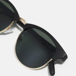 Pier One Unisex - Zonnebril - Black/Green 5 Pier One Unisex - Zonnebril - Black/Green -Pier One-Winkel 831de5521564468e8ff4e765d8deb134 scaled