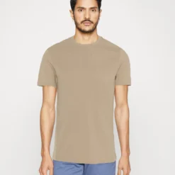 Pier One 5 Pack - T-Shirt Basic - White/Off-White/Lilac -Pier One-Winkel 839de20724f049fbafd24c044390f99d scaled