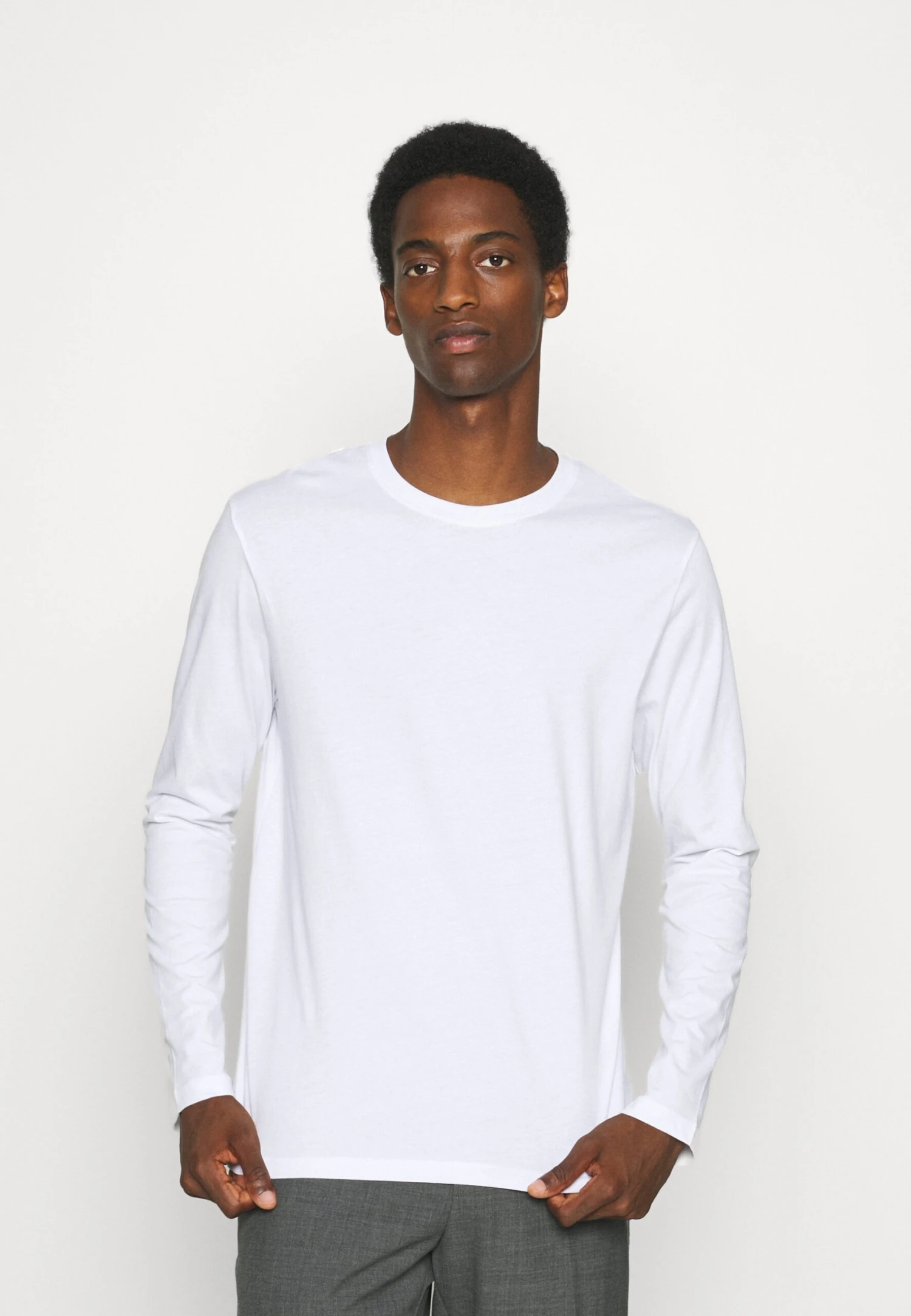 5 Pack - Longsleeve - Dark Blue/Turquoise/White Pier One 5 Pack - Longsleeve - Dark Blue/Turquoise/White -Pier One-Winkel 83e70b3bd17b4433b85feea6ce6064a7 scaled