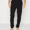 Pier One Pyjamabroek - Black -Pier One-Winkel 878fbafb674c47a58dfd052574a2cb61 scaled