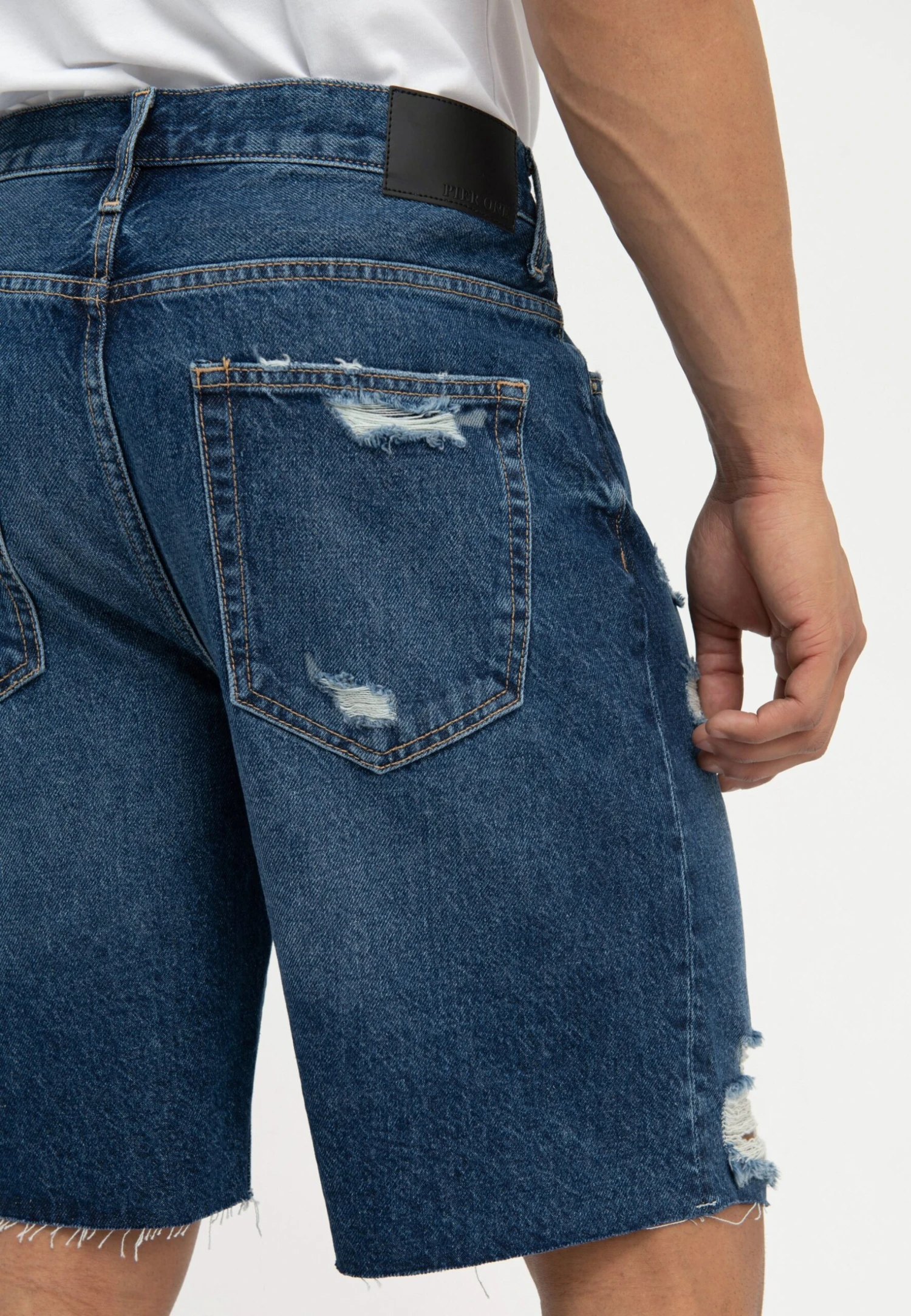 Jeansshort - Dark Blue Denim Pier One Jeansshort - Dark Blue Denim -Pier One-Winkel 87967f7777b341e69e97f39a26d44312 scaled