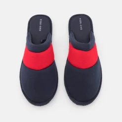 Pier One Unisex - Pantoffels - Dark Blue/Red -Pier One-Winkel 8af2b4cf7cb544169d42982a9f3ccda1 scaled