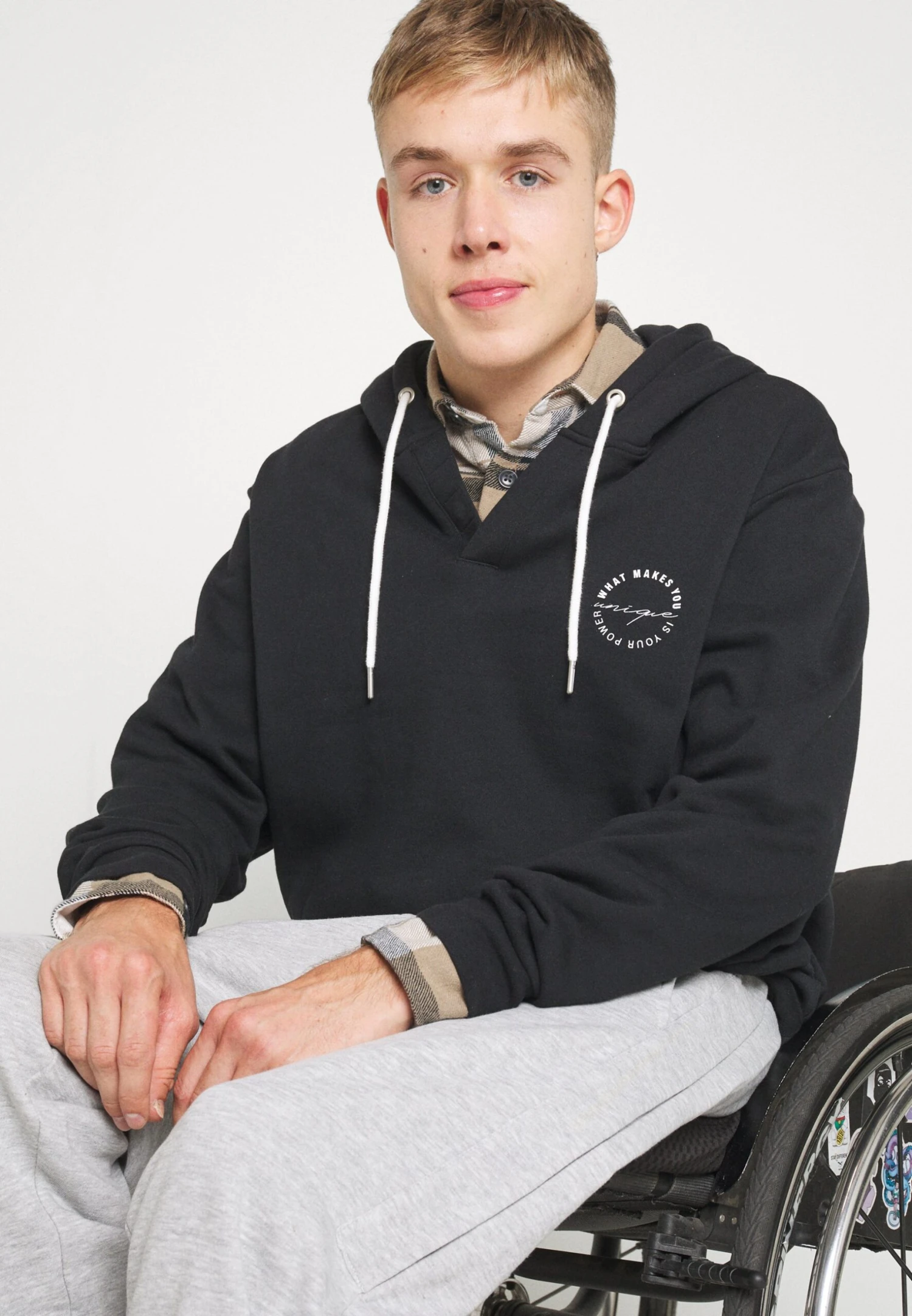 Trainingsbroek - Mottled Light Grey Pier One Trainingsbroek - Mottled Light Grey -Pier One-Winkel 8c40d1600b524280bef4c17fda007e71 scaled