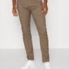 Pier One Chino - Brown -Pier One-Winkel 8ea171c7de7c4a188a2d6a6cc6284d61
