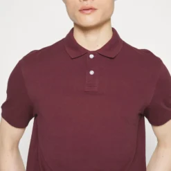 Pier One Basic - Poloshirt - Bordeaux 7 Pier One Basic - Poloshirt - Bordeaux -Pier One-Winkel 8f39f8388a414882a8fd37f956c206d2 scaled