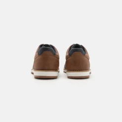 Pier One Sportieve Veterschoenen - Cognac -Pier One-Winkel 93d873450820490c9e77eb6718fb66c3 scaled