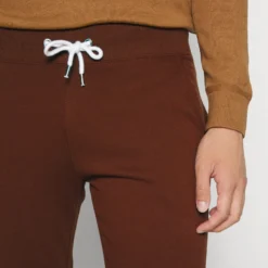 Pier One 2 Pack - Trainingsbroek - Dark Brown/Black 7 Pier One 2 Pack - Trainingsbroek - Dark Brown/Black -Pier One-Winkel 975cecdb5ed346b396582cb785bbeb8c scaled