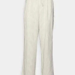 Pier One Drawcord Trousers Linen Blend - Broek - Off-White 5 Pier One Drawcord Trousers Linen Blend - Broek - Off-White -Pier One-Winkel 976f1ac0d05743c092e5a017af8c58d1 scaled