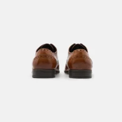 Pier One Leather - Veterschoenen - Cognac 4 Pier One Leather - Veterschoenen - Cognac -Pier One-Winkel 987fb857b7e844fdb945f4f9679d3ad0 scaled