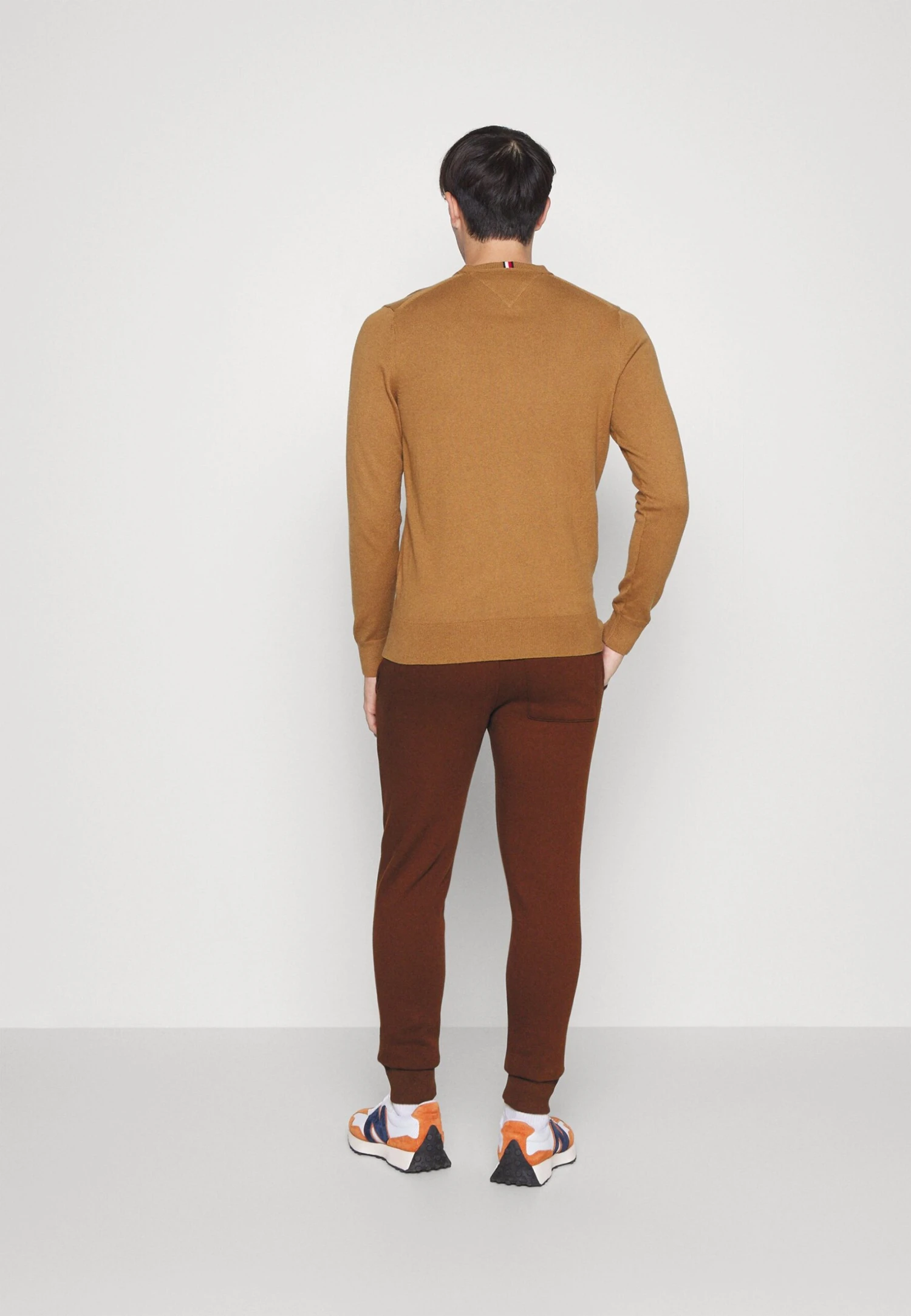 2 Pack - Trainingsbroek - Dark Brown/Black Pier One 2 Pack - Trainingsbroek - Dark Brown/Black -Pier One-Winkel 994bb4a4696a4095ace27240f693a155 scaled