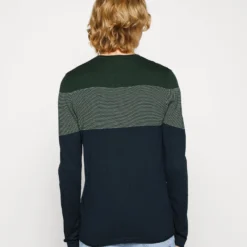 Pier One Trui - Green/Blue -Pier One-Winkel 9fa97d6f2da5421e86b6fdf7d9865d66 scaled