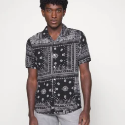 Pier One Unisex - Overhemd - Black -Pier One-Winkel a54b0724635e4e72b3c1e12f254bd56a scaled