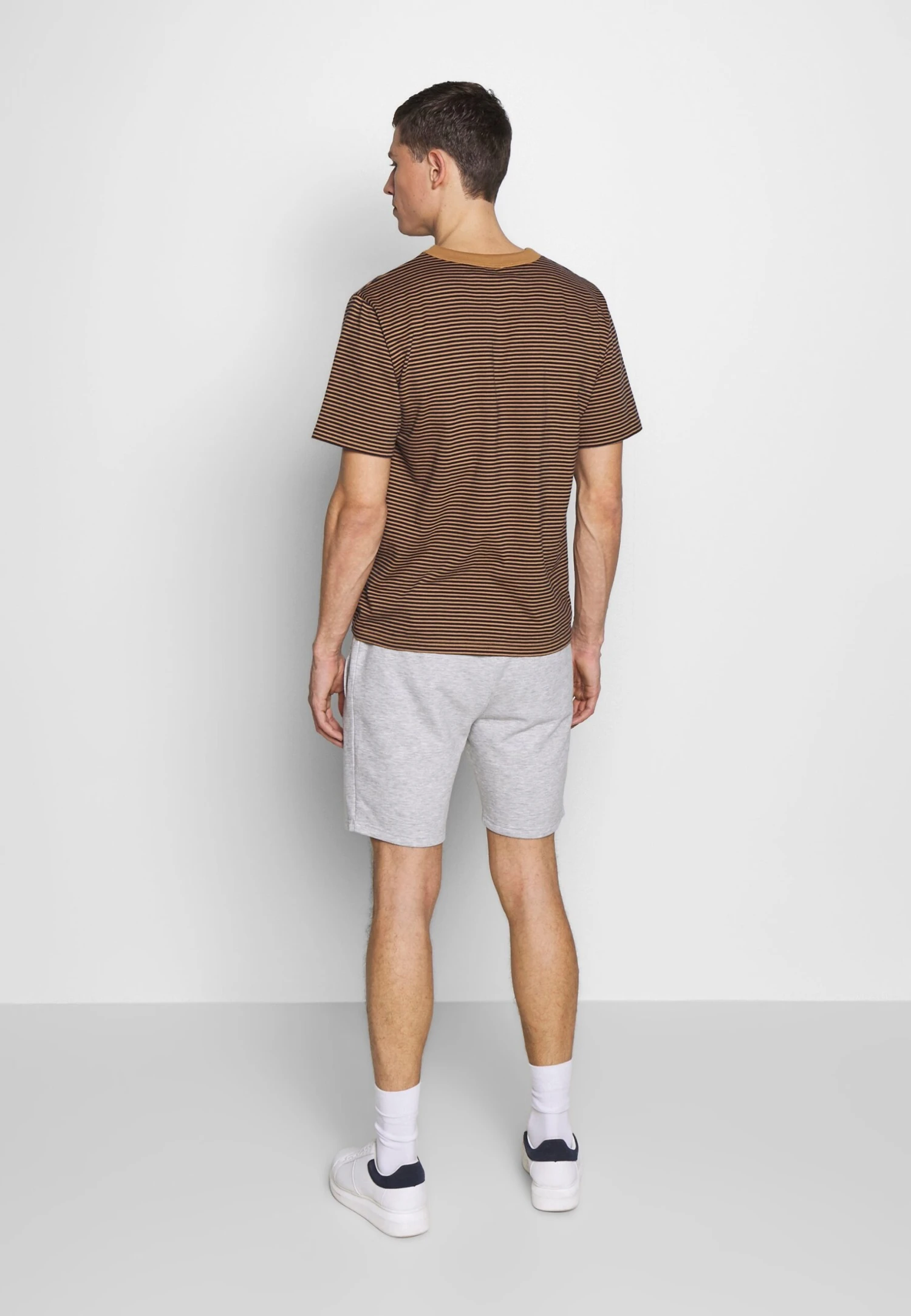 2 Pack - Shorts -Light Grey /Black Pier One 2 Pack - Shorts -Light Grey /Black -Pier One-Winkel a95507bb1b644136a259c68258b032f4 scaled