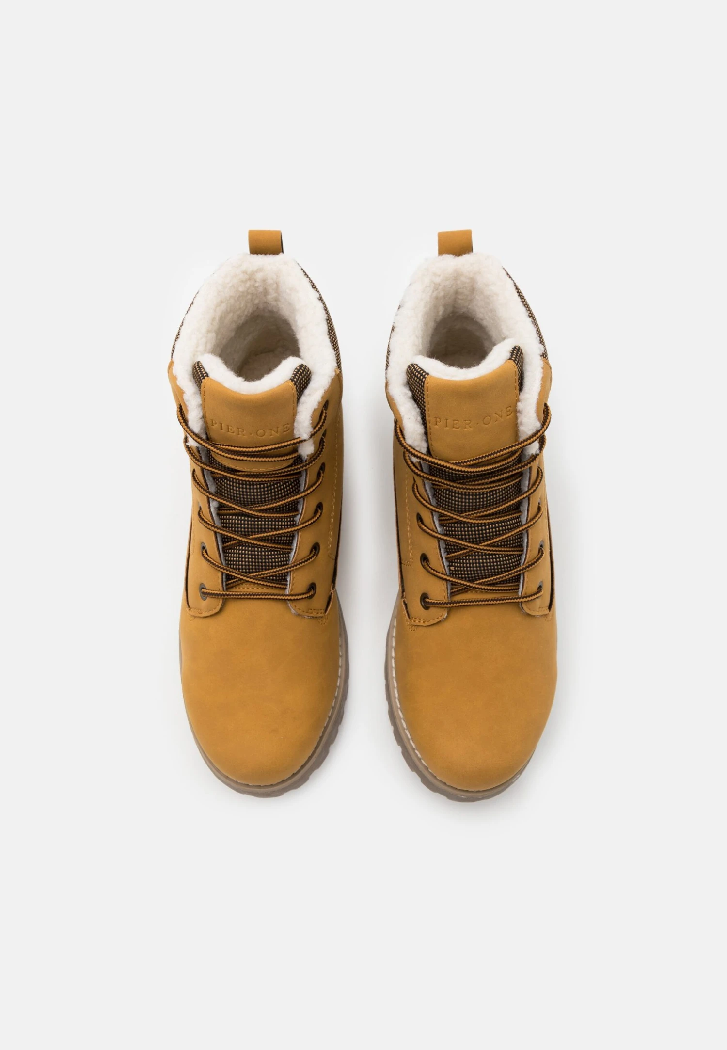 Veterboots - Camel Pier One Veterboots - Camel -Pier One-Winkel b121e8d24d2a4aad975e3cc38697e3a7 scaled